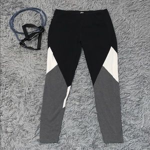 Athletic works Leggings size L 12/14
